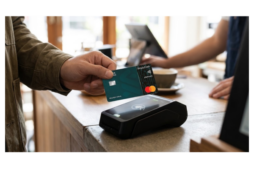 điều kiện mở thẻ Platinum Simply Cash