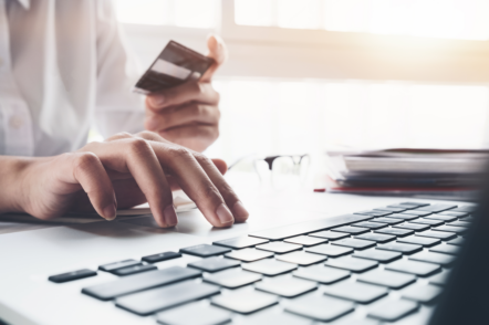 Cartão de crédito clonado