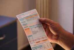 Estratégias para economizar na conta de energia