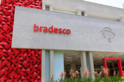 Bradesco ole