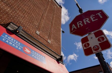 carte rechargeable de Postes Canada