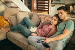 Aprender com filmes e séries lições de vida e dinheiro