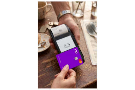 Tarjeta de crédito Abre Caminos de Nu